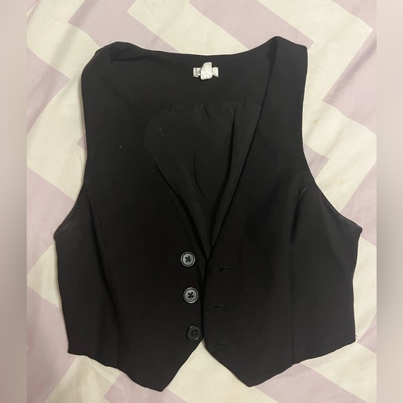 Garage black button up vest - Picture 2 of 3